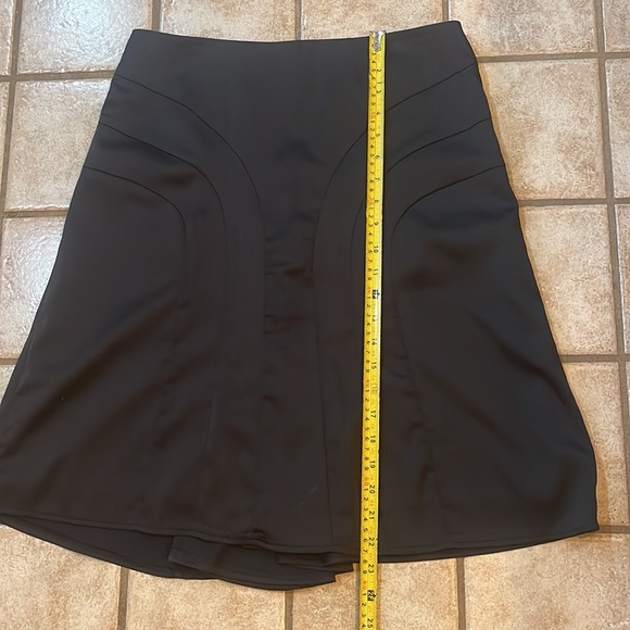 Fantastic black skirt - Picture 6 of 8